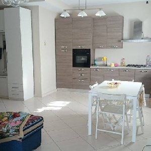 Në shitje një  apartament 2+1 në Misto Mame