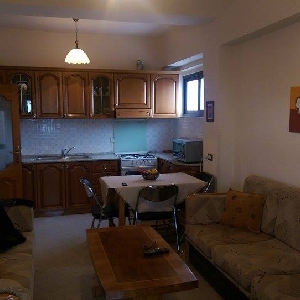 Apartament 2 + 1 ne shitje !