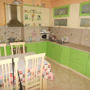 SHITET Apartament 2+1 te Rr. Kavajes