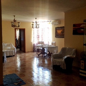 Shitet apartament 2+1 , Durres !