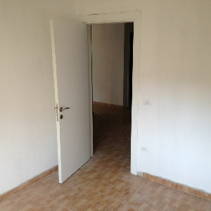 Shitet apartament 2+1 rruga Ullishtes ,Liqeni Tirane