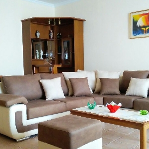 Jepet me QERA apartament…