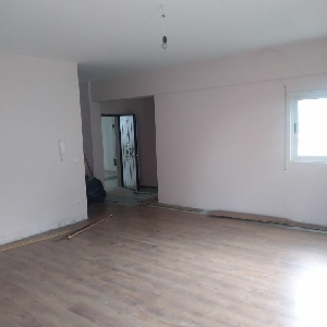 Shitet apartament 2+1 125 m2 rruga Peti ,Liqeni