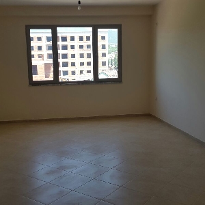 Shitet nje apartament i ri 2+1 ne Kinostudio