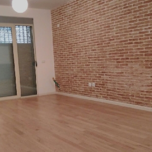 Shitet apartament cilesor 1+1 tek Liqeni i thate