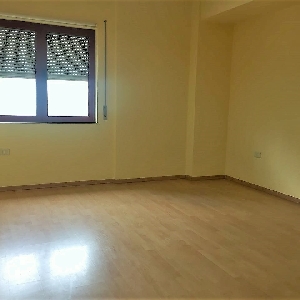 Jepet me QERA apartament 2+1 prane 21 Dhjetorit