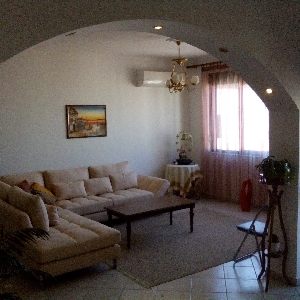 Jepet me QERA apartament 3+1 ne bllok