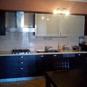 Jepet me QERA apartament 2+1 tek ish Blloku