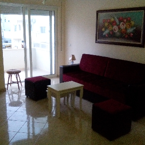 Jepet me QERA apartament…