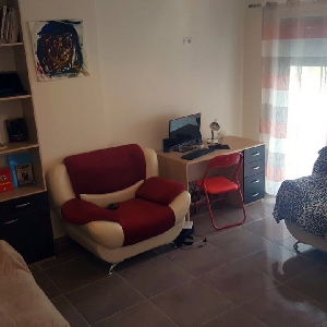 Shitet apartament 1+1 te Liqeni Thate