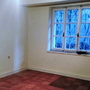 Jepet me QERA apartament 2+1 prane Zogut te Zi