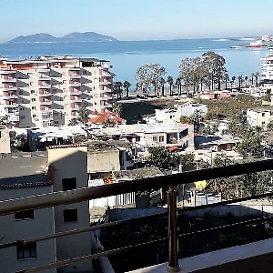 SHITET apartament 1+1 prane Lungomare Vlore