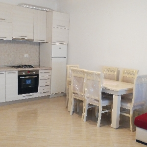 Shitet apartament 1+1 tek ish Parku