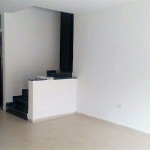 SHITET apartament 2+1 tek rruga Peti