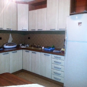 Shitet apartament 2+1 tek Ushtari i Panjohur